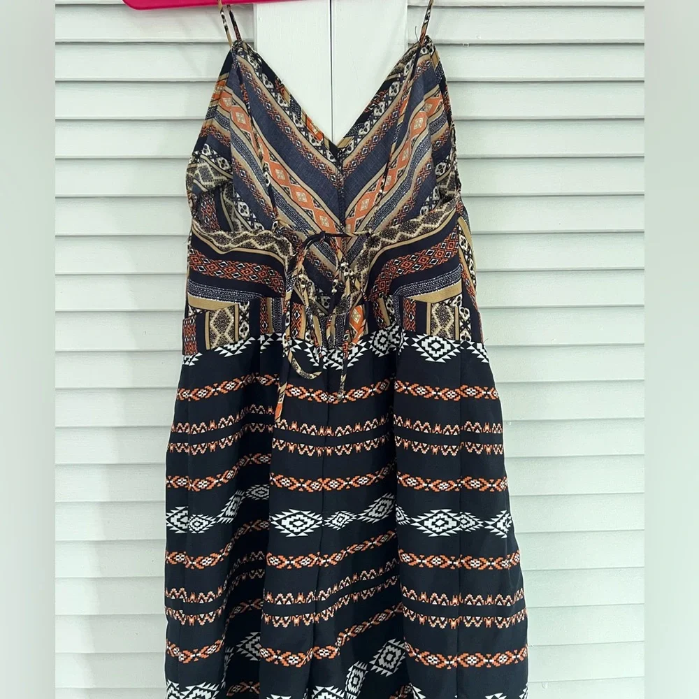 Geo Print Romper - Picture 3 of 6